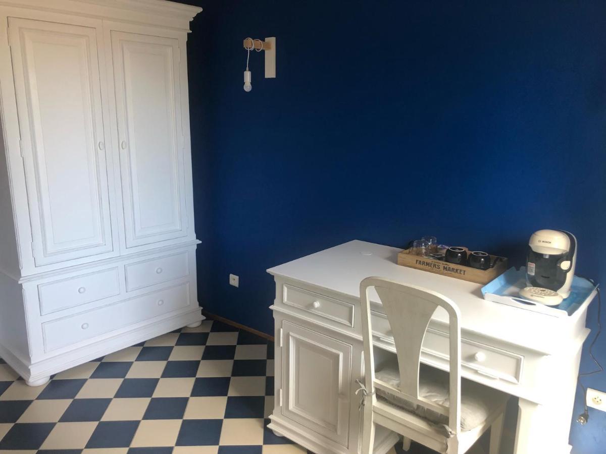 Au Clair De La Pierre - D'hotes Bed & Breakfast