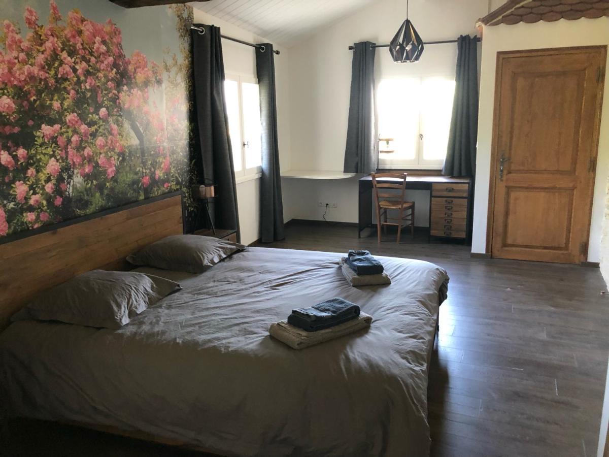 Au Clair De La Pierre - D'hotes Bed and breakfast Siccieu-Saint-Julien-et-Carisieu